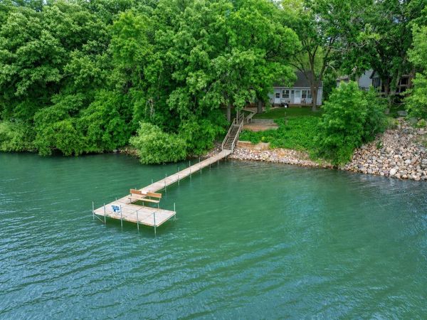 870 252nd Avenue , Orleans, IA 51360