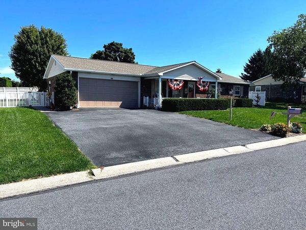 931 OAK LANE, LEBANON, PA 17046