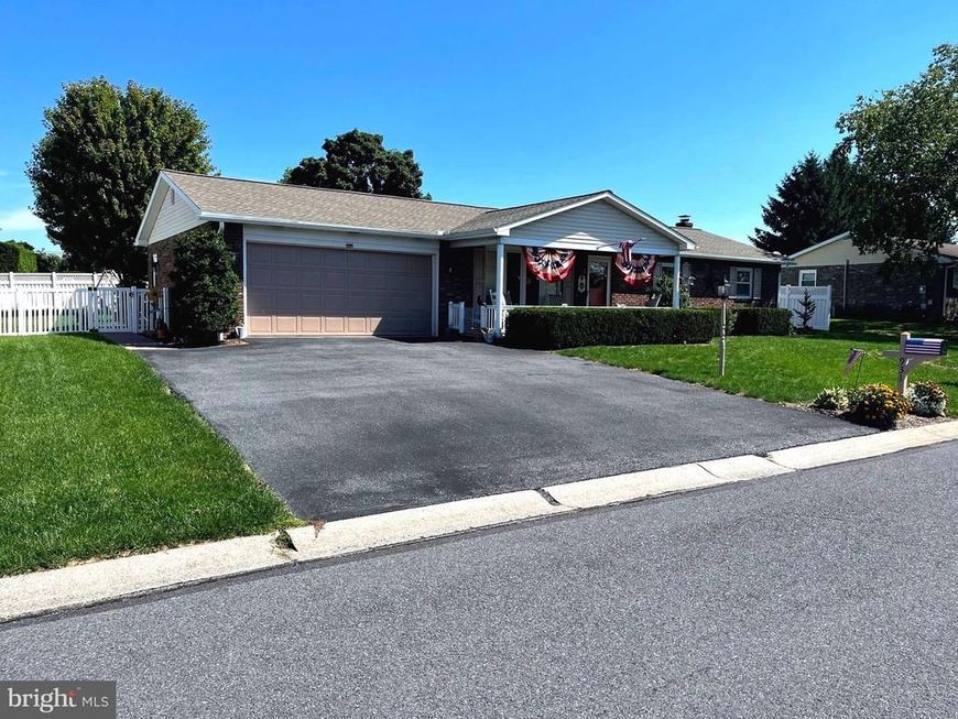 931 Oak Lane, Lebanon, PA 17046 Main Photo