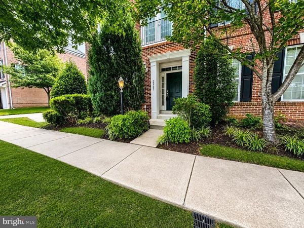 2261 POTOMAC CLUB PARKWAY , WOODBRIDGE, VA 22191
