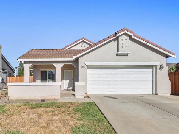 8427 Serio Way, Elk Grove, CA 98758