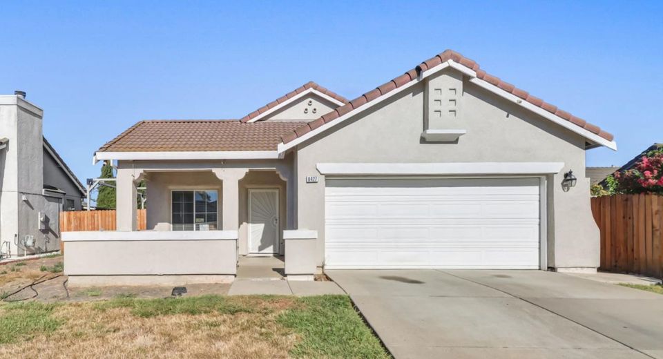 8427 Serio Way, Elk Grove, CA 98758 Photo