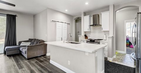 8427 Serio Way, Elk Grove, CA 98758 Photo