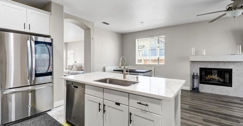 8427 Serio Way, Elk Grove, CA 98758 Photo