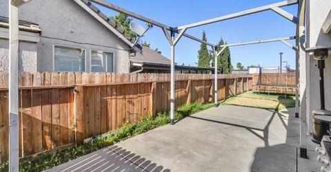 8427 Serio Way, Elk Grove, CA 98758 Photo
