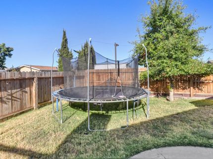 8427 Serio Way, Elk Grove, CA 98758 Photo