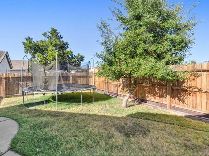 8427 Serio Way, Elk Grove, CA 98758 Photo
