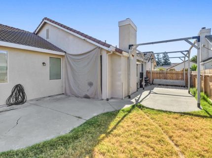 8427 Serio Way, Elk Grove, CA 98758 Photo