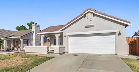 8427 Serio Way, Elk Grove, CA 98758 Photo