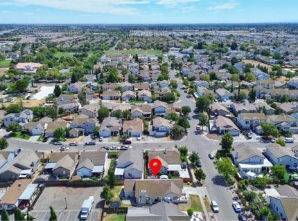 8427 Serio Way, Elk Grove, CA 98758 Photo