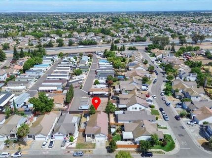 8427 Serio Way, Elk Grove, CA 98758 Photo