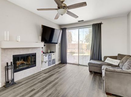 8427 Serio Way, Elk Grove, CA 98758 Photo