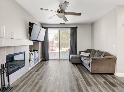 8427 Serio Way, Elk Grove, CA 98758 Photo