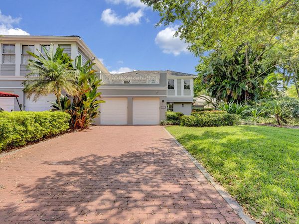 5600 Cambridge Boulevard, Boca Raton, FL 33496