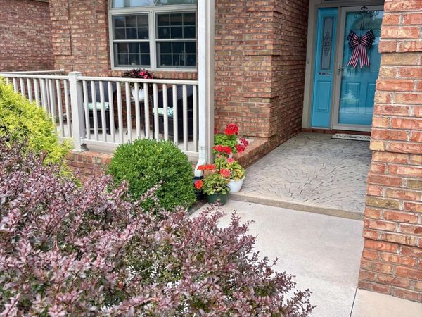105 Alexa LN , Christiansburg, VA 24073