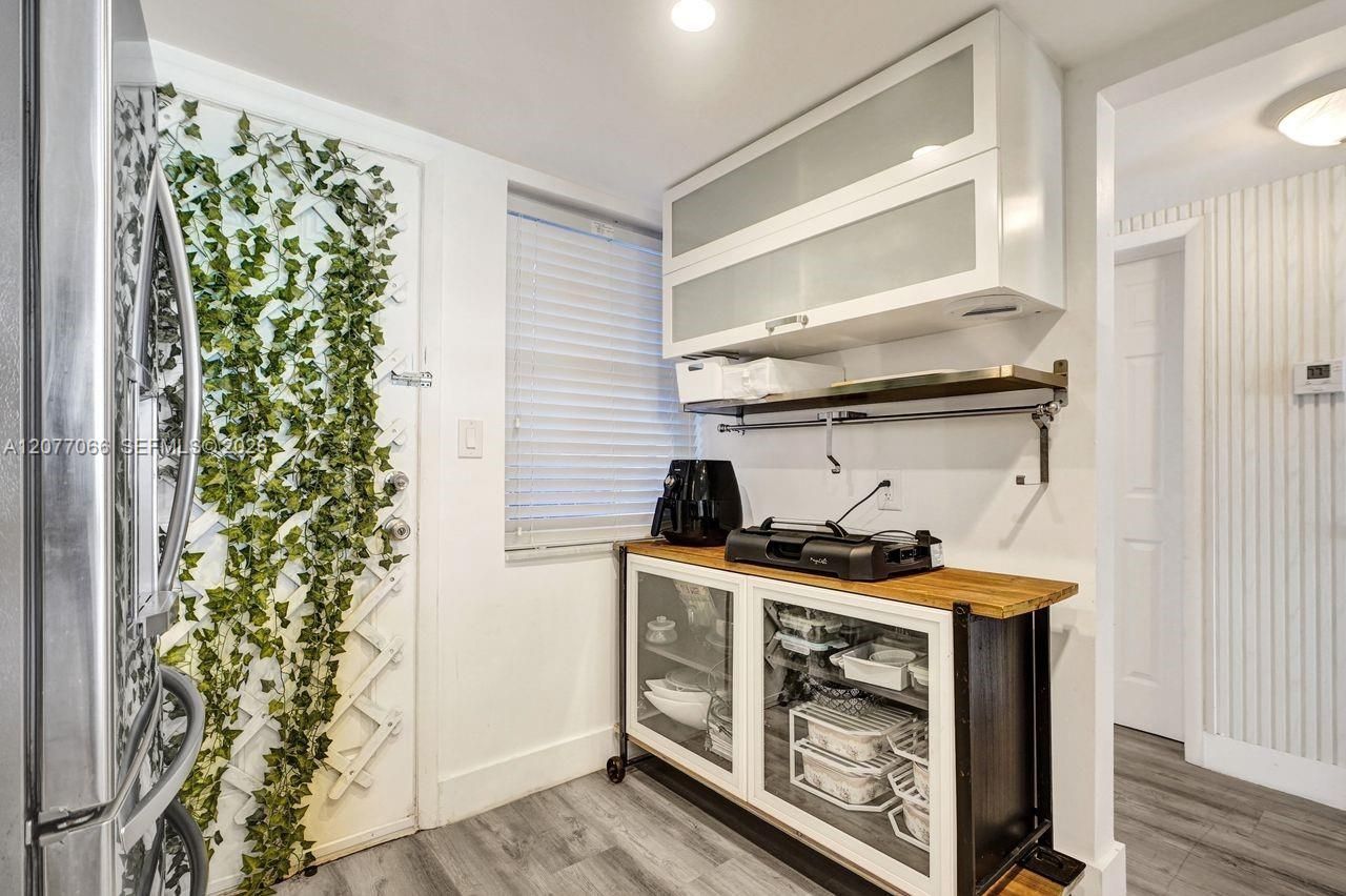 18707 NE 14th Ave, Unit 522, Miami, FL 33179 Photo