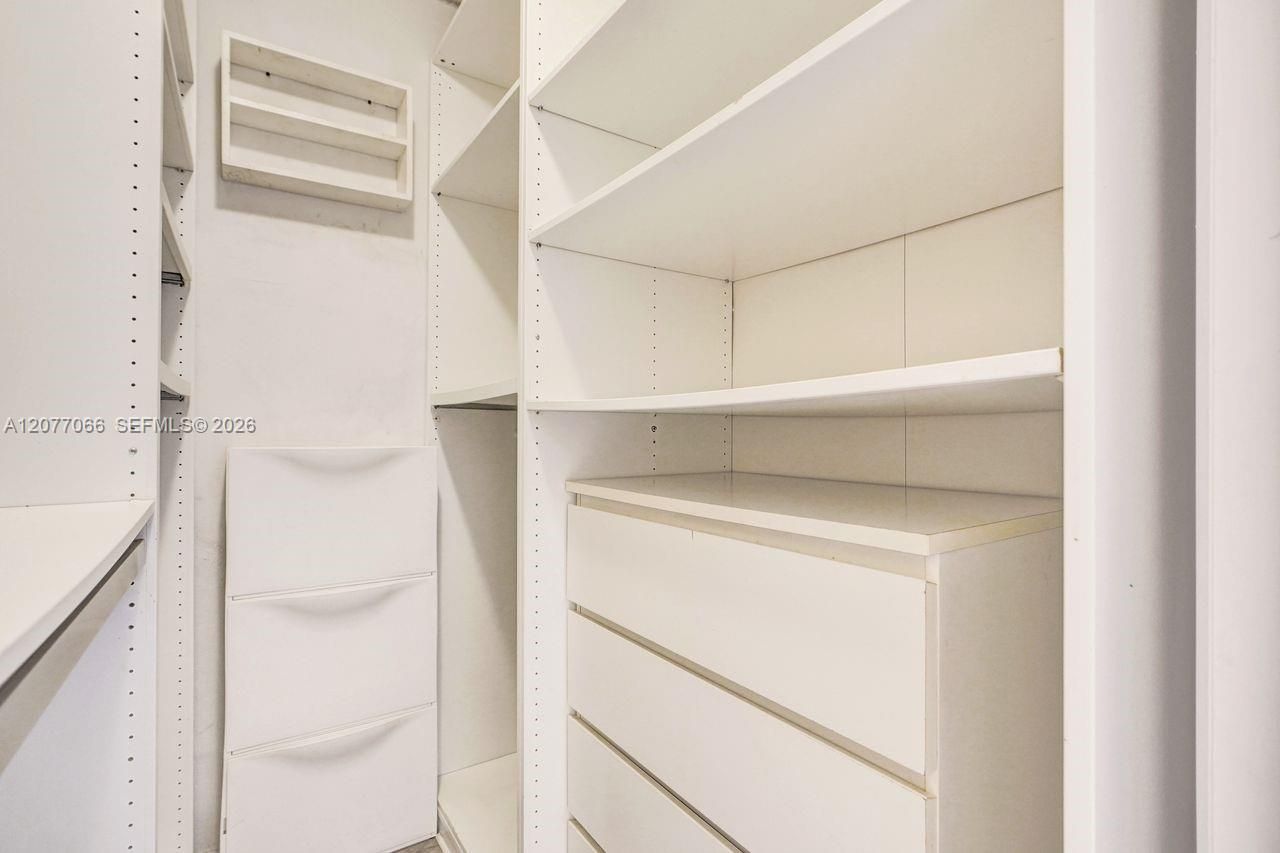 18707 NE 14th Ave, Unit 522, Miami, FL 33179 Photo