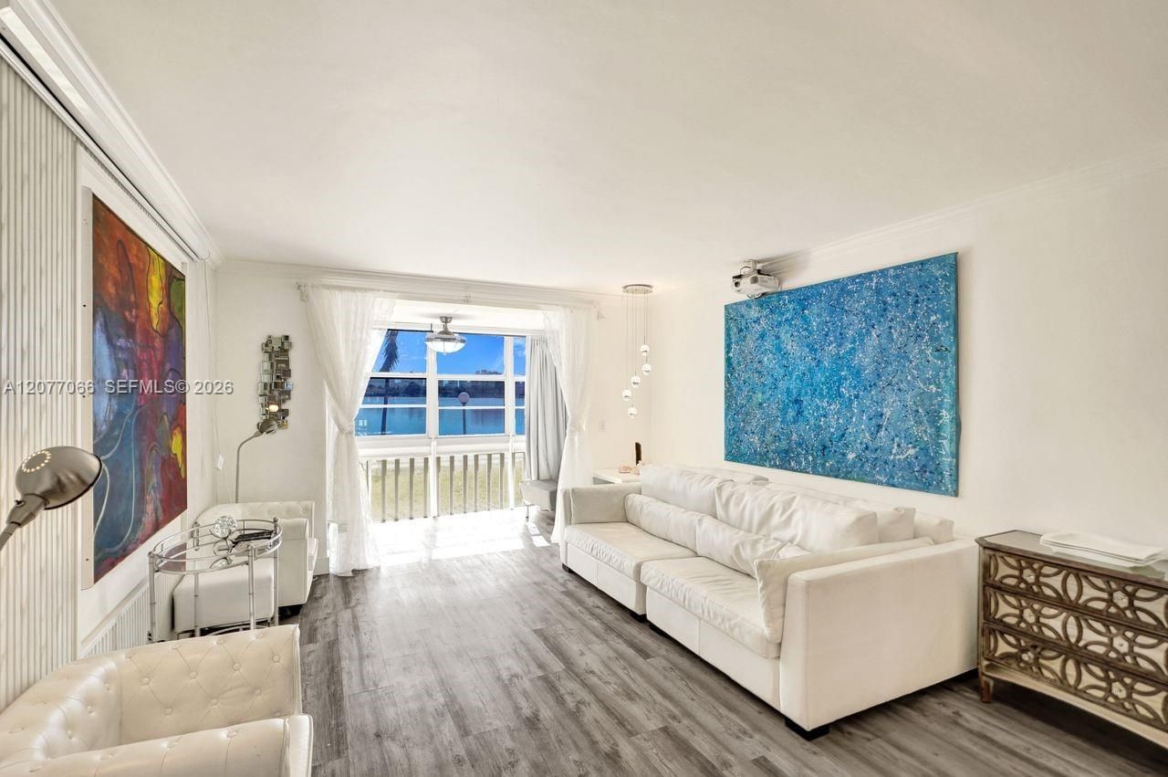 18707 NE 14th Ave, Unit 522, Miami, FL 33179 Photo