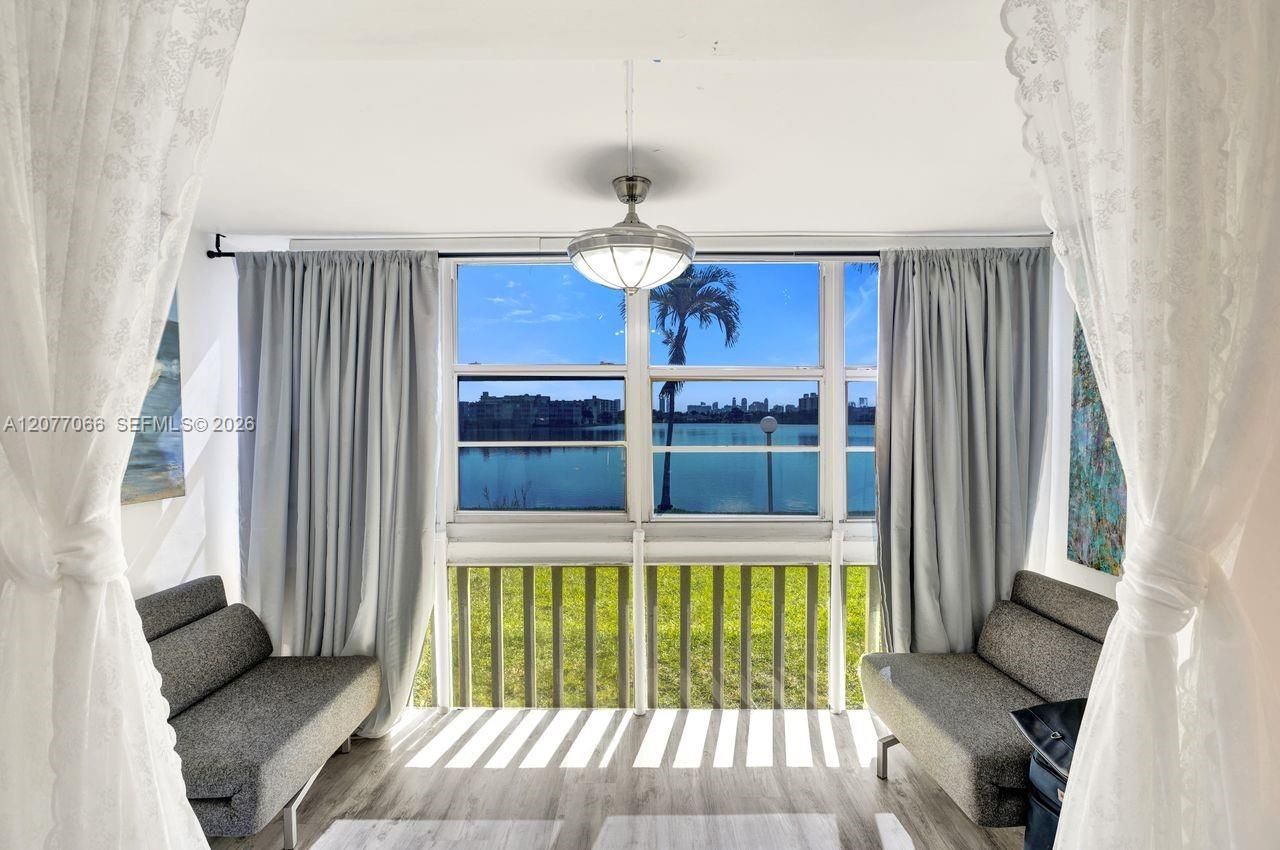 18707 NE 14th Ave, Unit 522, Miami, FL 33179 Photo