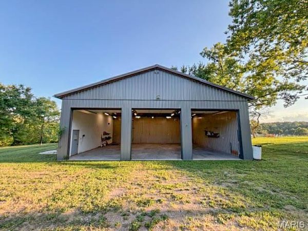 10069 Silver Springs Rd , Bonne Terre, MO 63628