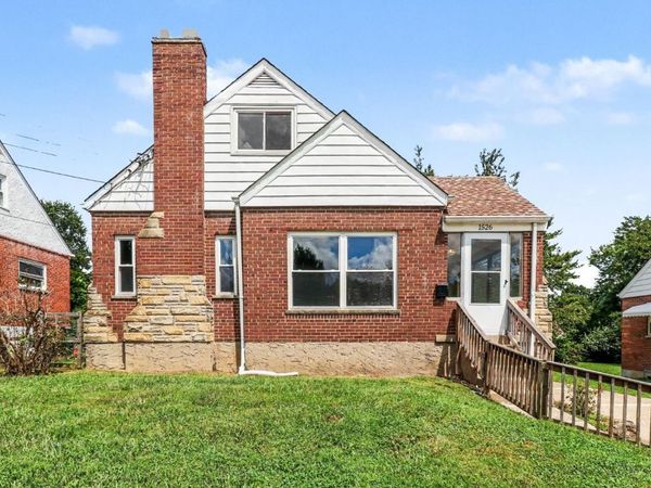 1526 Clovernoll Drive, North College Hill, OH 45231