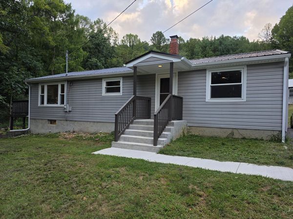 233 Masons Knob RD , Boones Mill, VA 24065