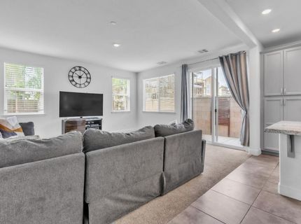 1653 Lion, Rocklin, CA 95765 Photo