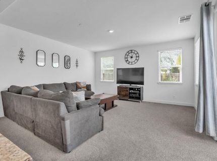 1653 Lion, Rocklin, CA 95765 Photo