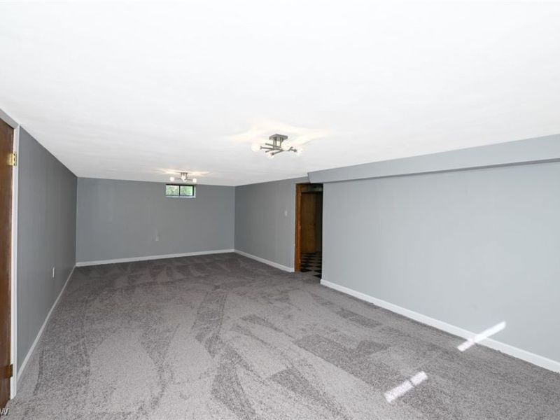 28101 Lake Shore Boulevard, Euclid, OH 44132 Photo 35