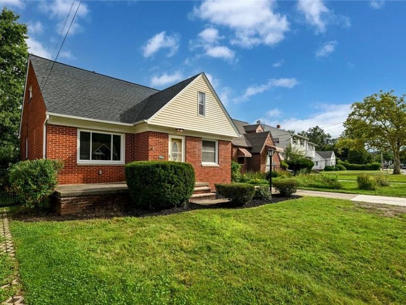 28101 Lake Shore Boulevard, Euclid, OH 44132 Photo 47