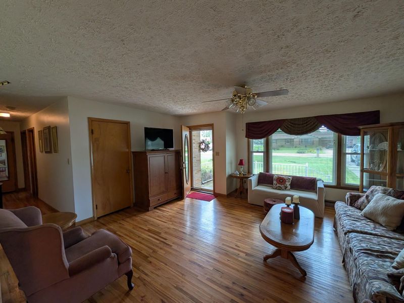 165 Meadowlane Drive, Sidney, OH 45365 Photo 6