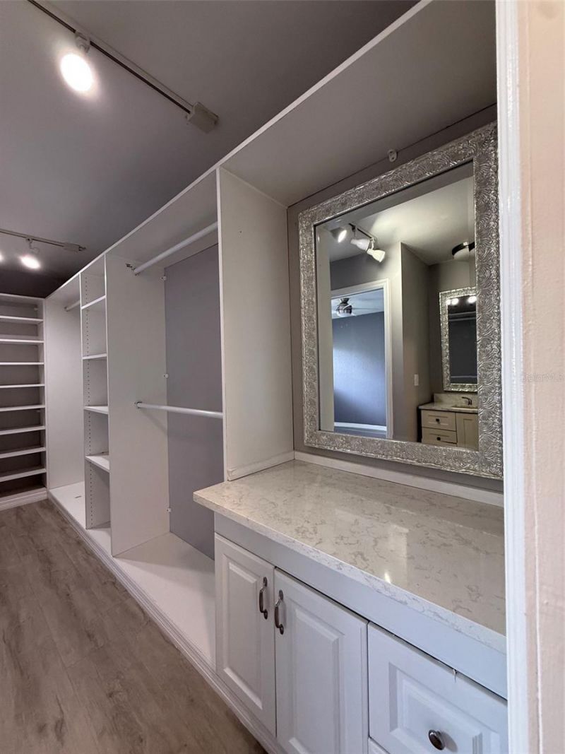 6814 Whitman Place , Unit 6814, Sarasota, FL 34243 Photo