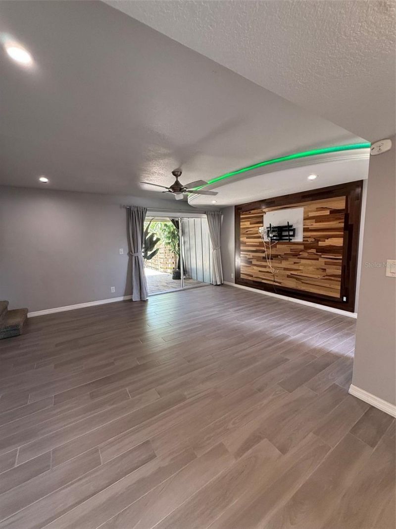 6814 Whitman Place , Unit 6814, Sarasota, FL 34243 Photo