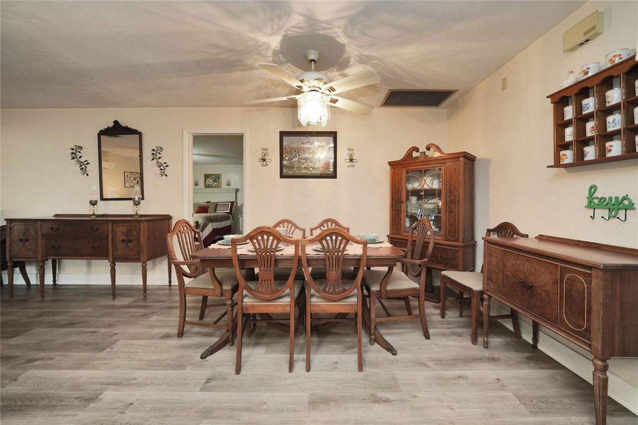 7228 Reymoor Drive, North Fort Myers, FL 33917 Photo