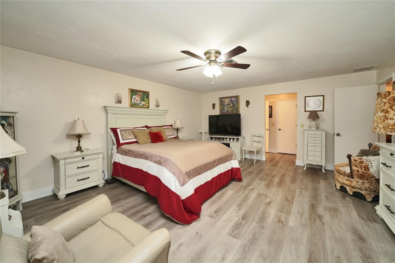 7228 Reymoor Drive, North Fort Myers, FL 33917 Photo