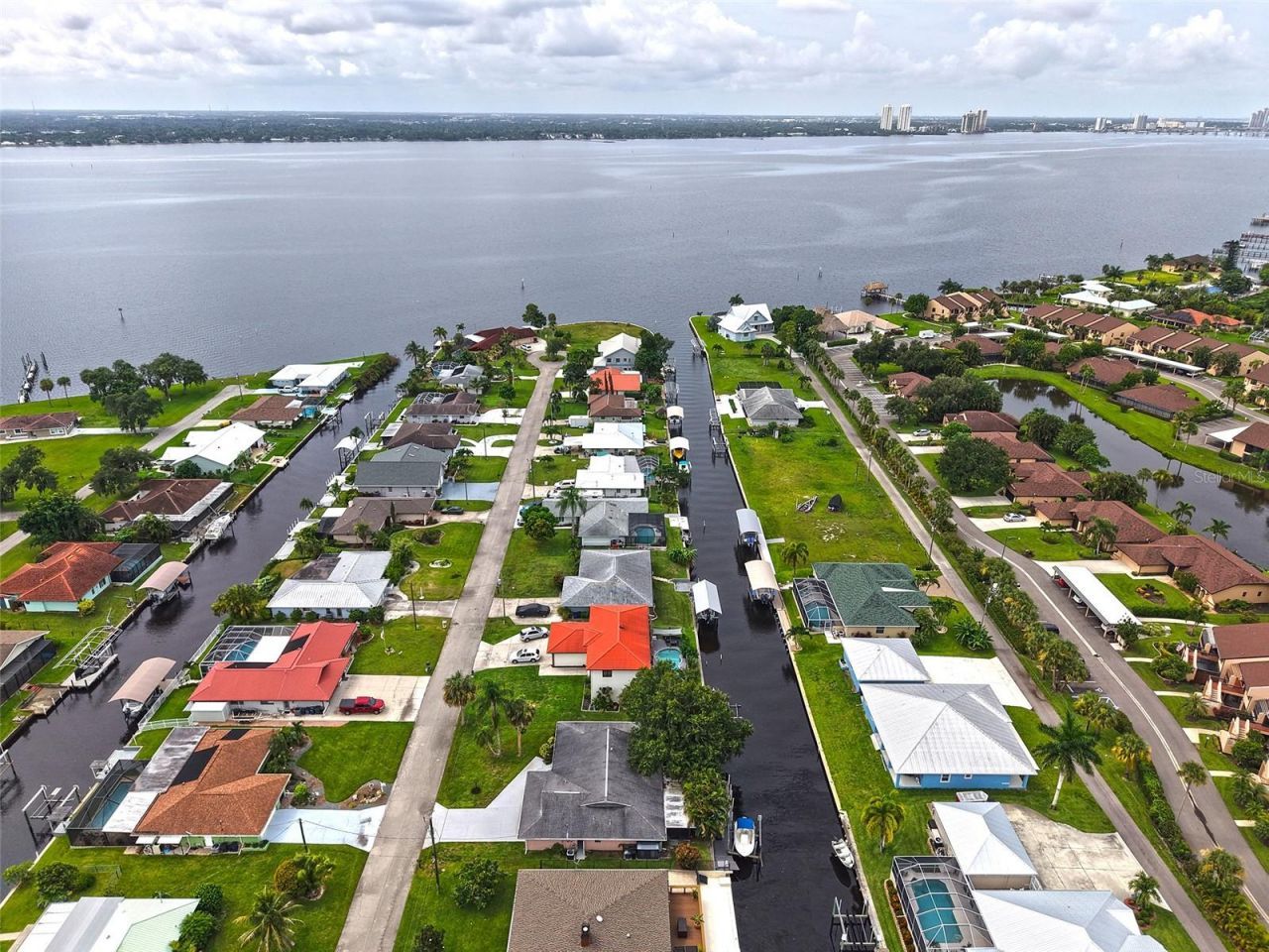 7228 Reymoor Drive, North Fort Myers, FL 33917 Photo