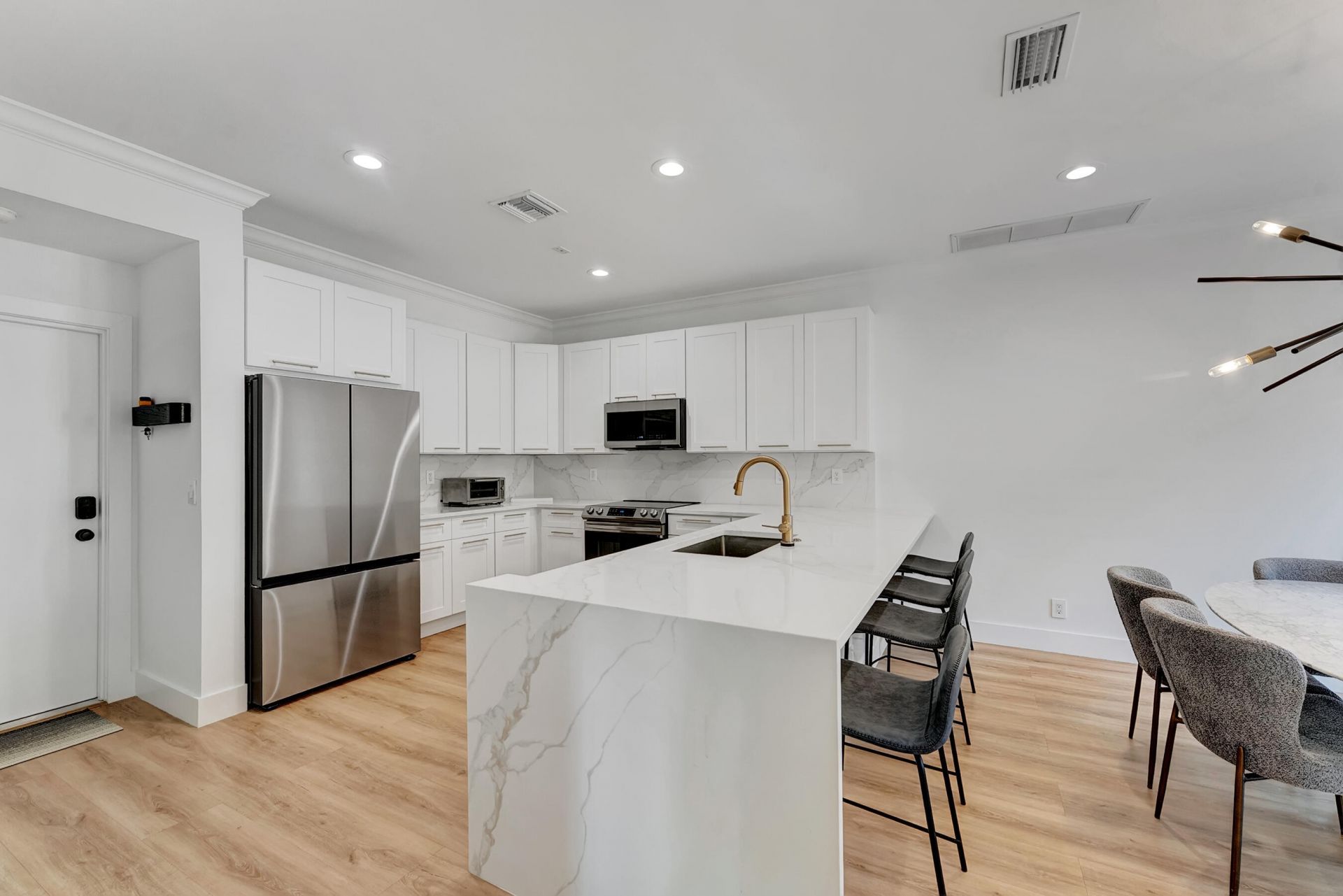 5600 NW 40th Avenue, Boca Raton, FL 33496 Photo