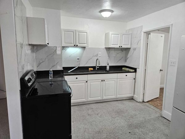 2740 NW 2ND Street, Pompano Beach, FL 33069