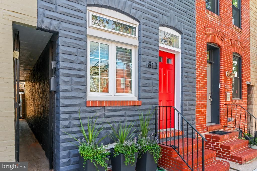 813 S Luzerne Avenue, Baltimore, MD 21224 Main Photo
