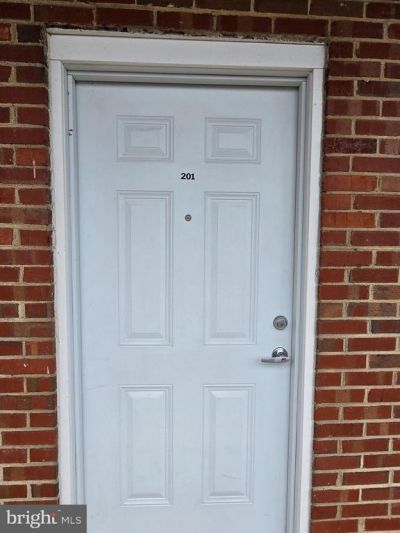 2205 Princess Anne Street, Unit 201, Fredericksburg, VA 22401 Main Photo