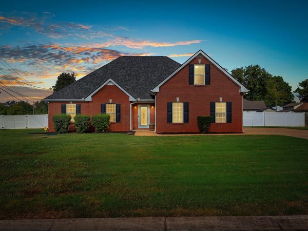 1005 Stratus Dr, Murfreesboro, TN 37127