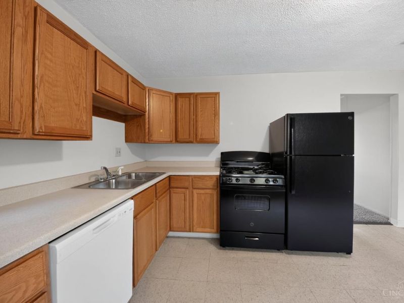 1959 Lotushill Drive, Springfield Township, OH 45240 Photo 13
