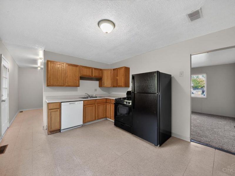 1959 Lotushill Drive, Springfield Township, OH 45240 Photo 15