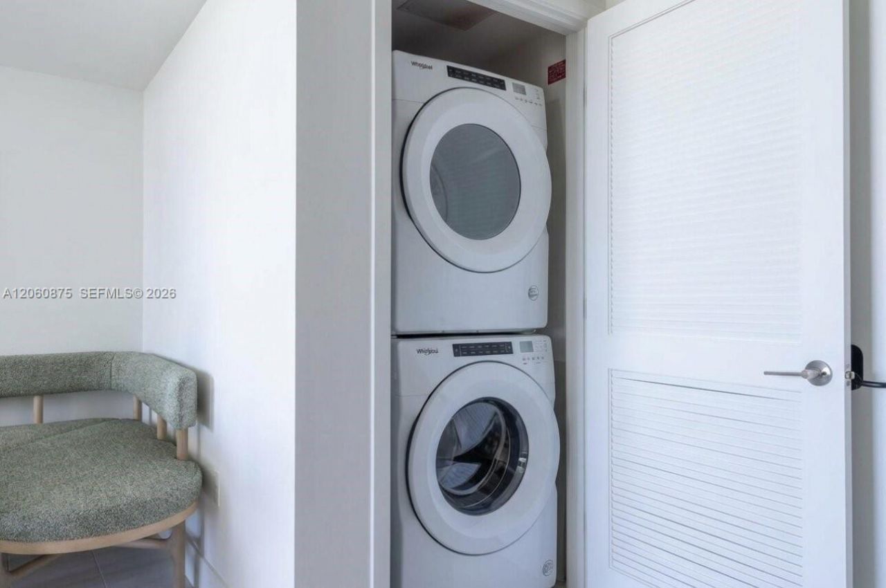 159 NE 6th St , Unit 3413, Miami, FL 33132 Photo