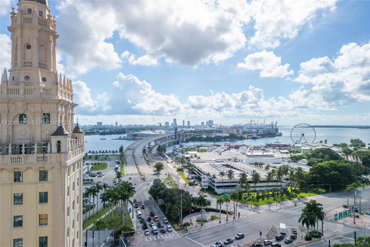 159 NE 6th St , Unit 3413, Miami, FL 33132 Photo