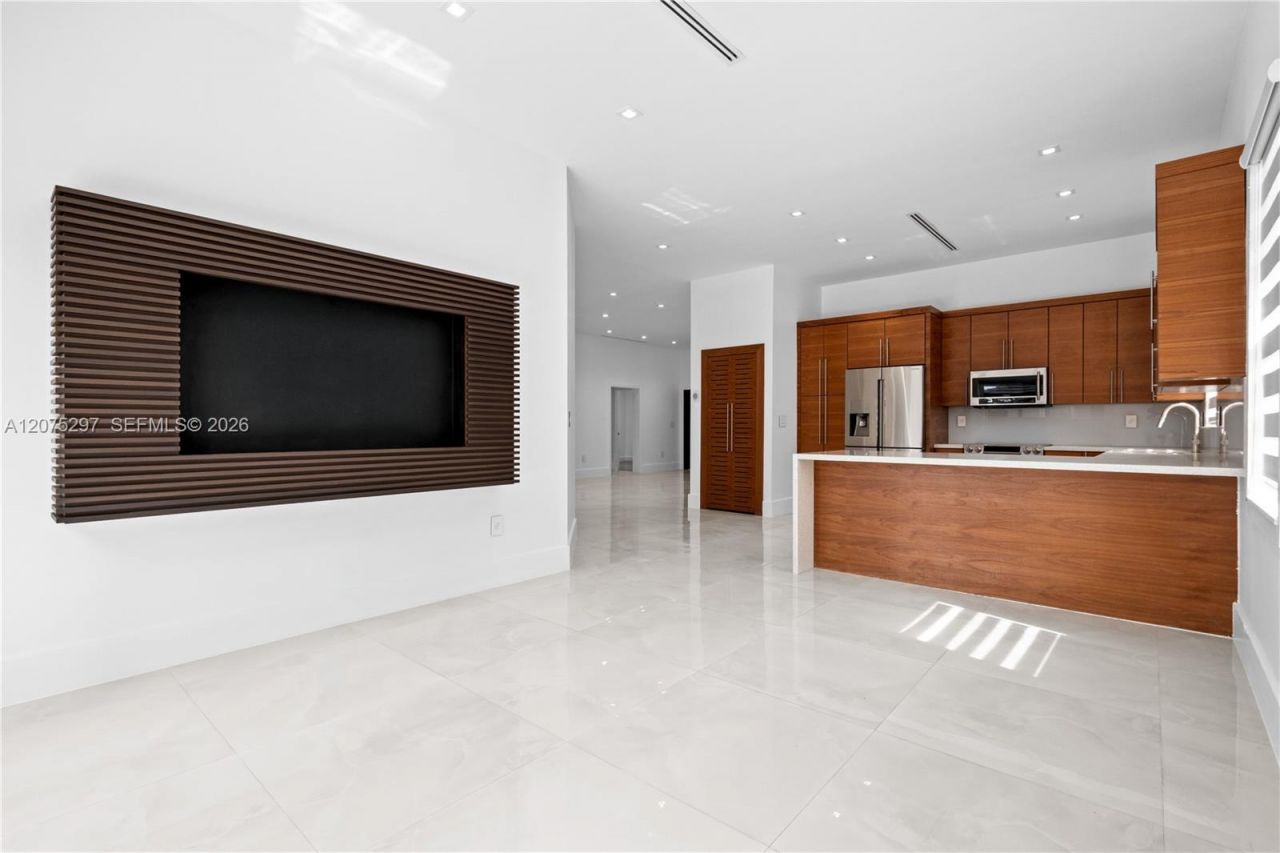 15932 SW 101st Ter, Unit 15932, Miami, FL 33196 Photo
