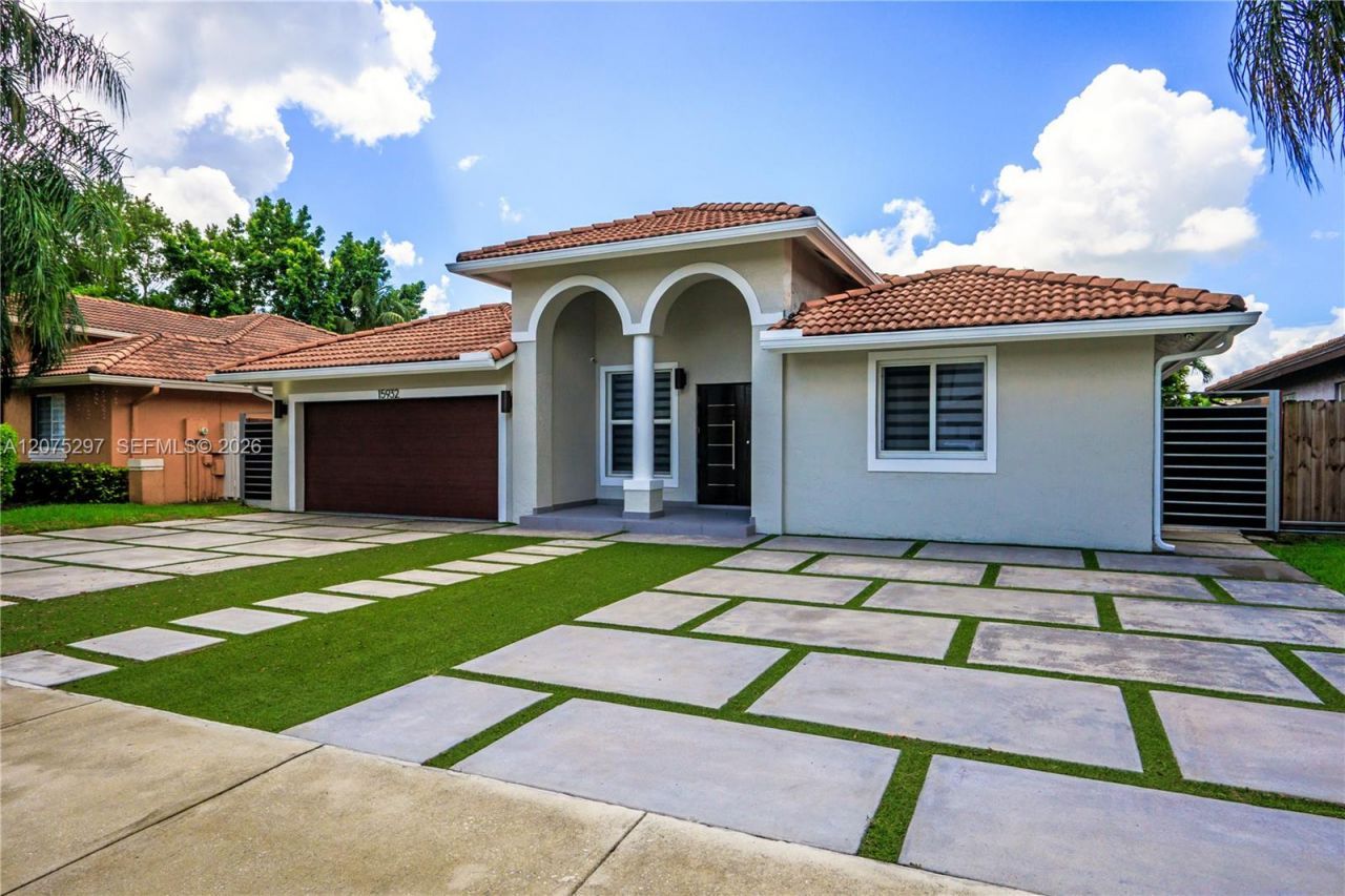 15932 SW 101st Ter, Unit 15932, Miami, FL 33196 Photo