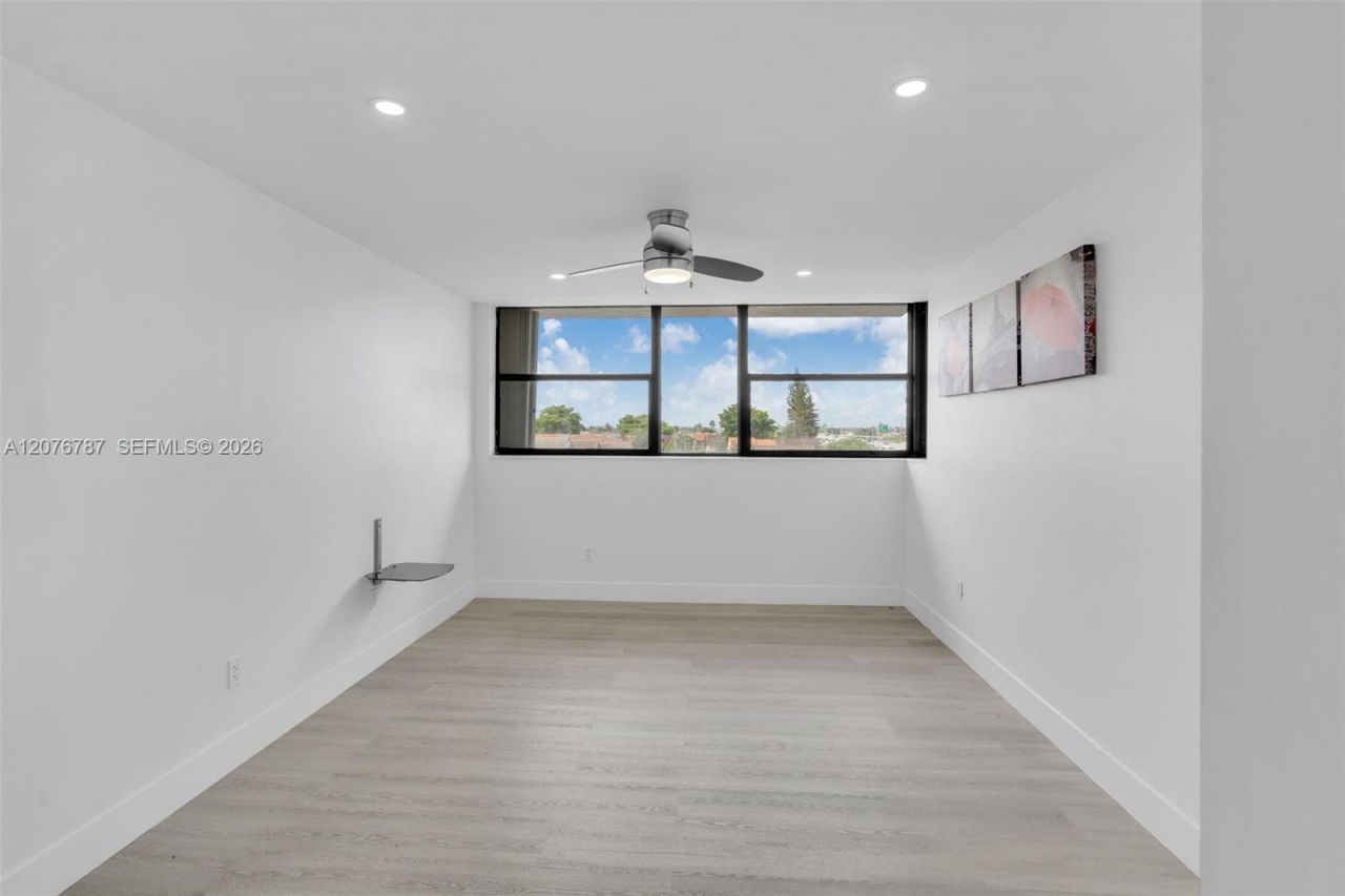 11755 SW 18th St , Unit 409, Miami, FL 33175 Photo