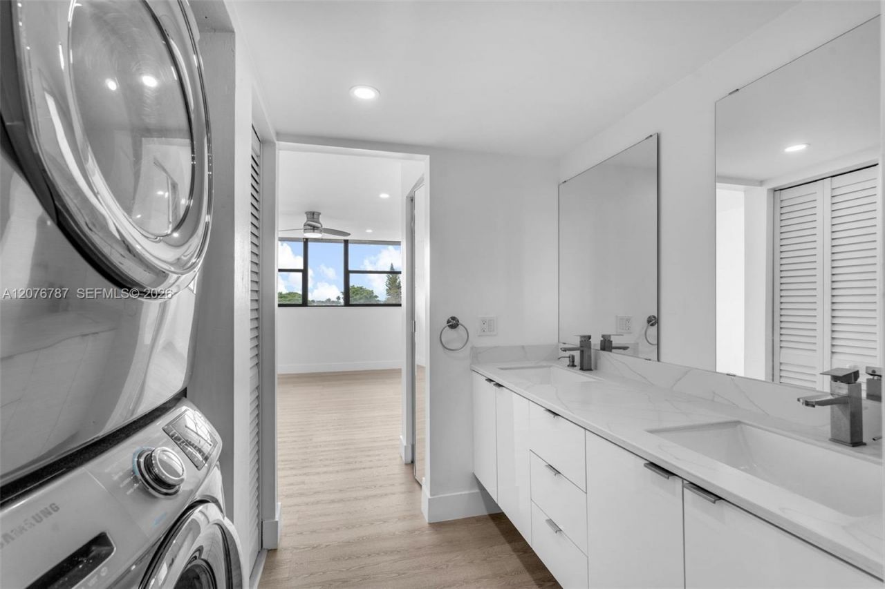 11755 SW 18th St , Unit 409, Miami, FL 33175 Photo