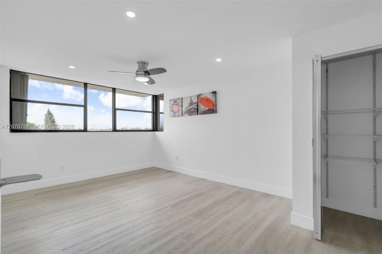 11755 SW 18th St , Unit 409, Miami, FL 33175 Photo
